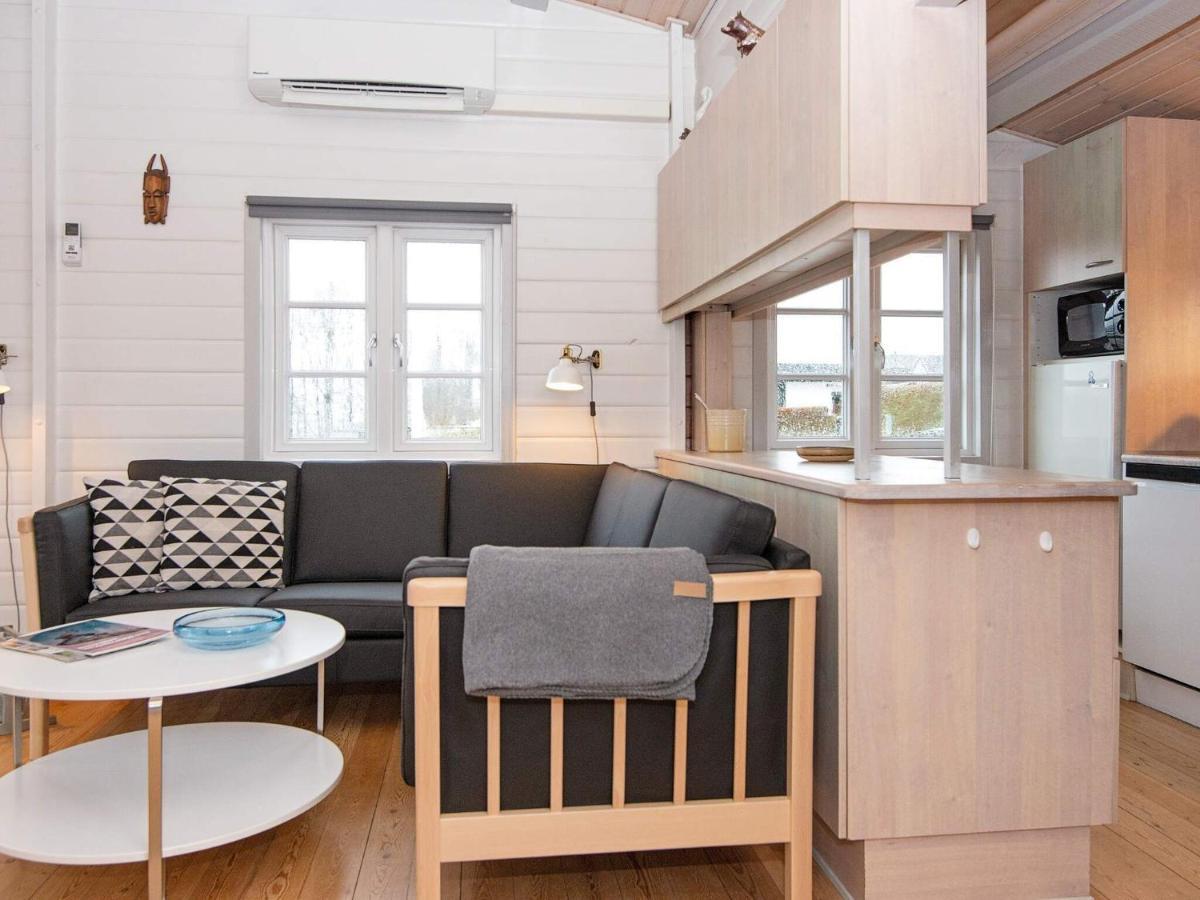 6 Person Holiday Home In Åbenrå Extérieur photo